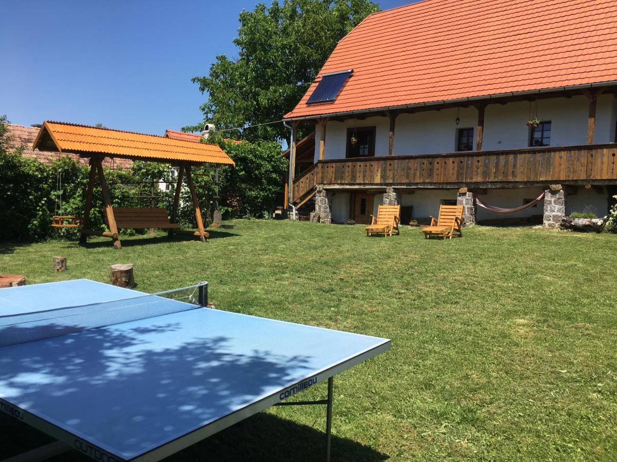 Miklós Lak Ocna de Sus Exterior foto